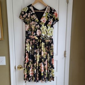 Maggy London floral printed dress 14